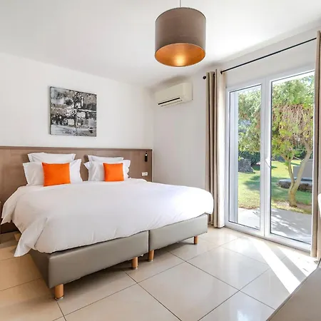 Domaine Mandarine Private Pools &