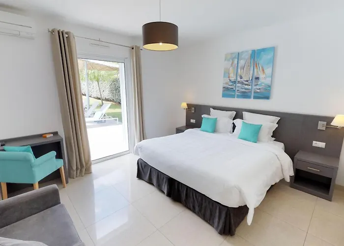 Domaine Mandarine Private Pools & 5* Calvi (Corsica)