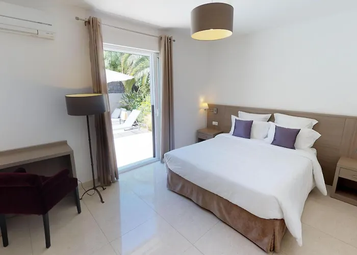 Domaine Mandarine Private Pools & 5* Calvi (Corsica)