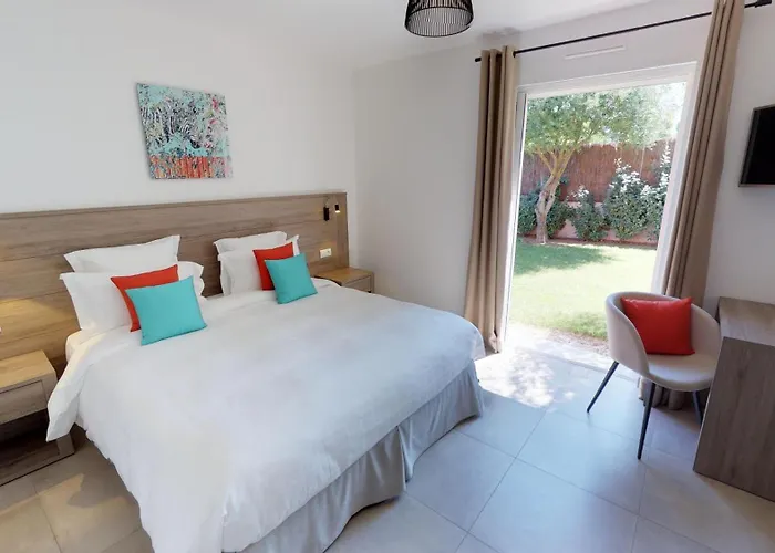 Hotel Domaine Mandarine Private Pools &