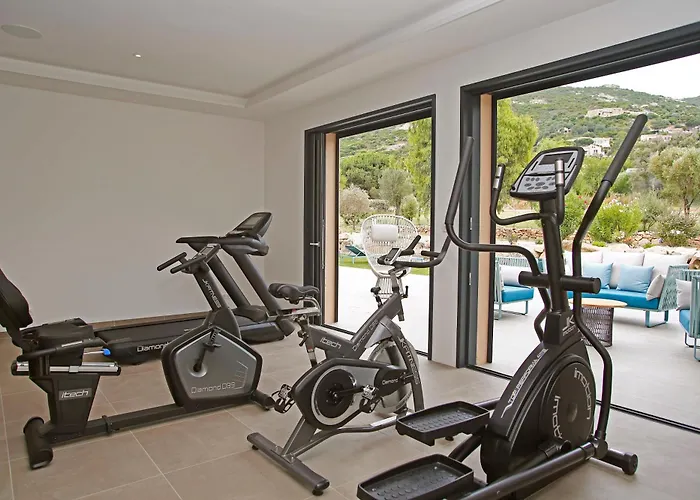 Hotel Domaine Mandarine Private Pools & Calvi (Corsica)