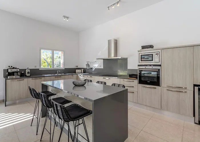 Domaine Mandarine Private Pools & 5* Calvi (Corsica)