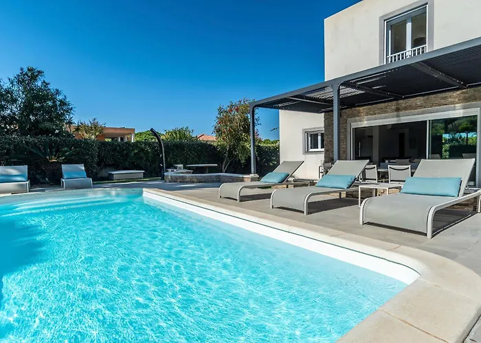 Domaine Mandarine Private Pools & Hotel