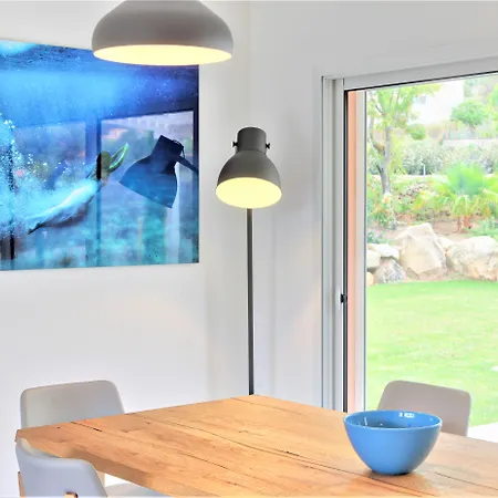 Domaine Mandarine Private Pools & Ξενοδοχείο Καλβί