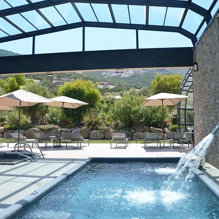 酒店 Domaine Mandarine Private Pools & 5*