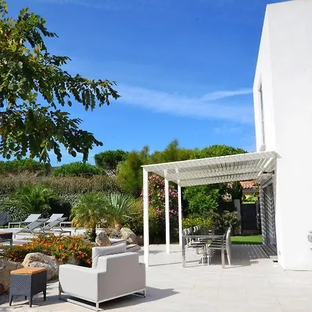 Domaine Mandarine Private Pools & Отель 5*