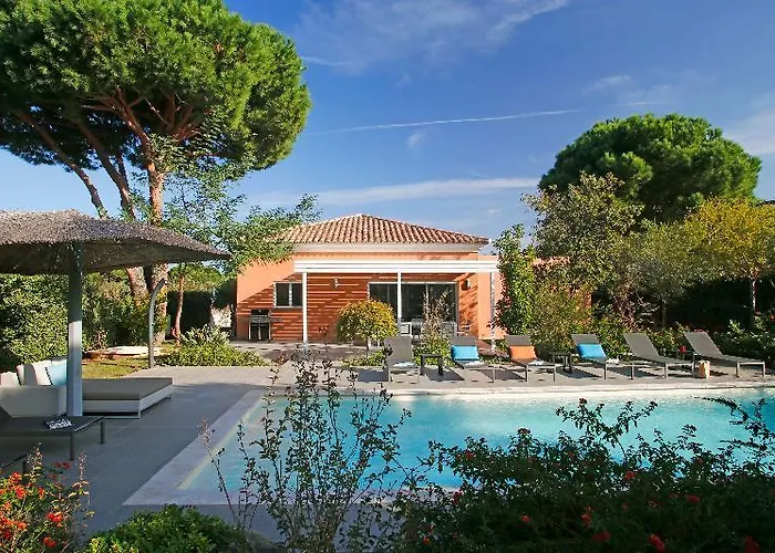 Domaine Mandarine Private Pools & ホテル 5*