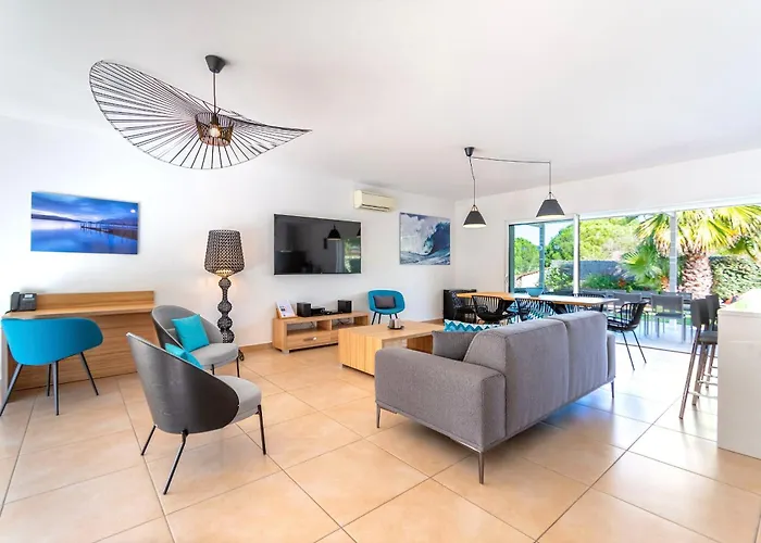 ホテル Domaine Mandarine Private Pools &